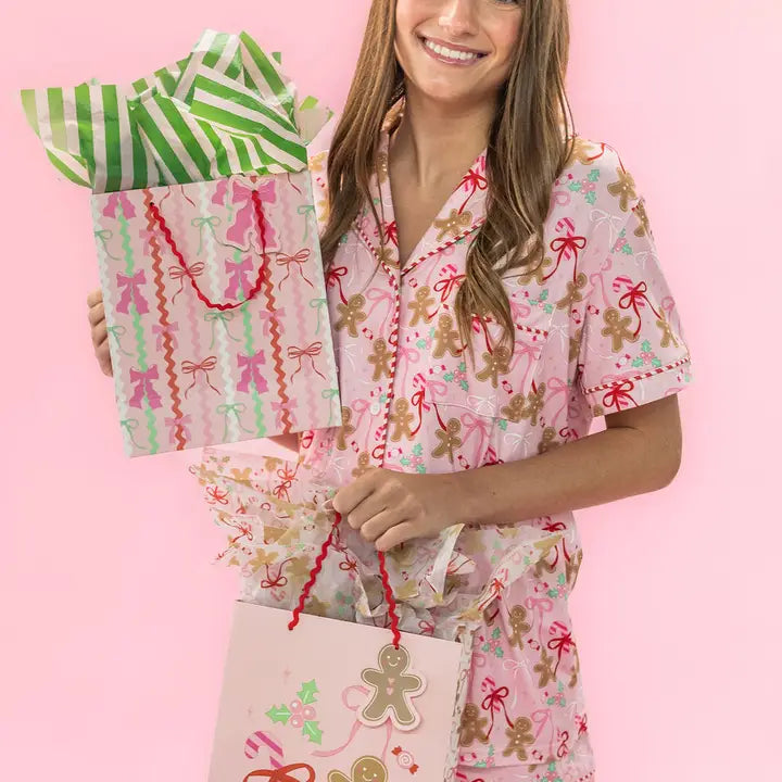 Holiday Ric Rac Bows Gift Bag with Tag