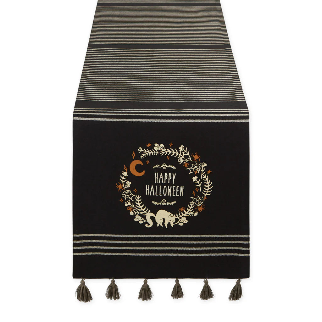 Spooky Wreath Table Runner