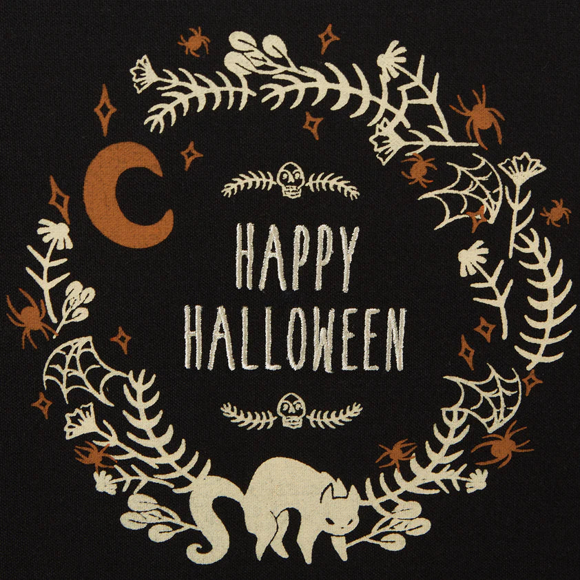 Spooky Wreath Table Runner
