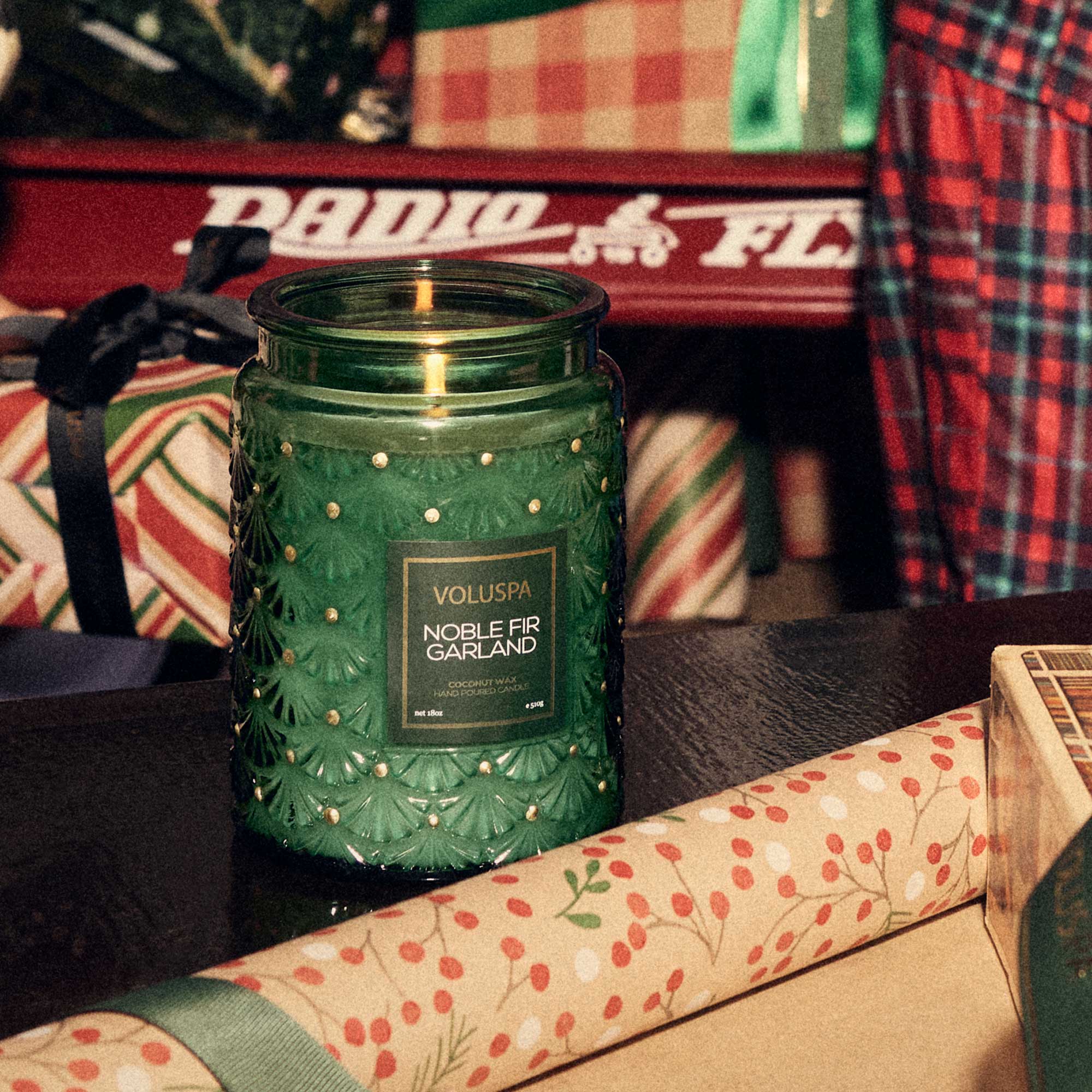 Noble Fir Garland Candle