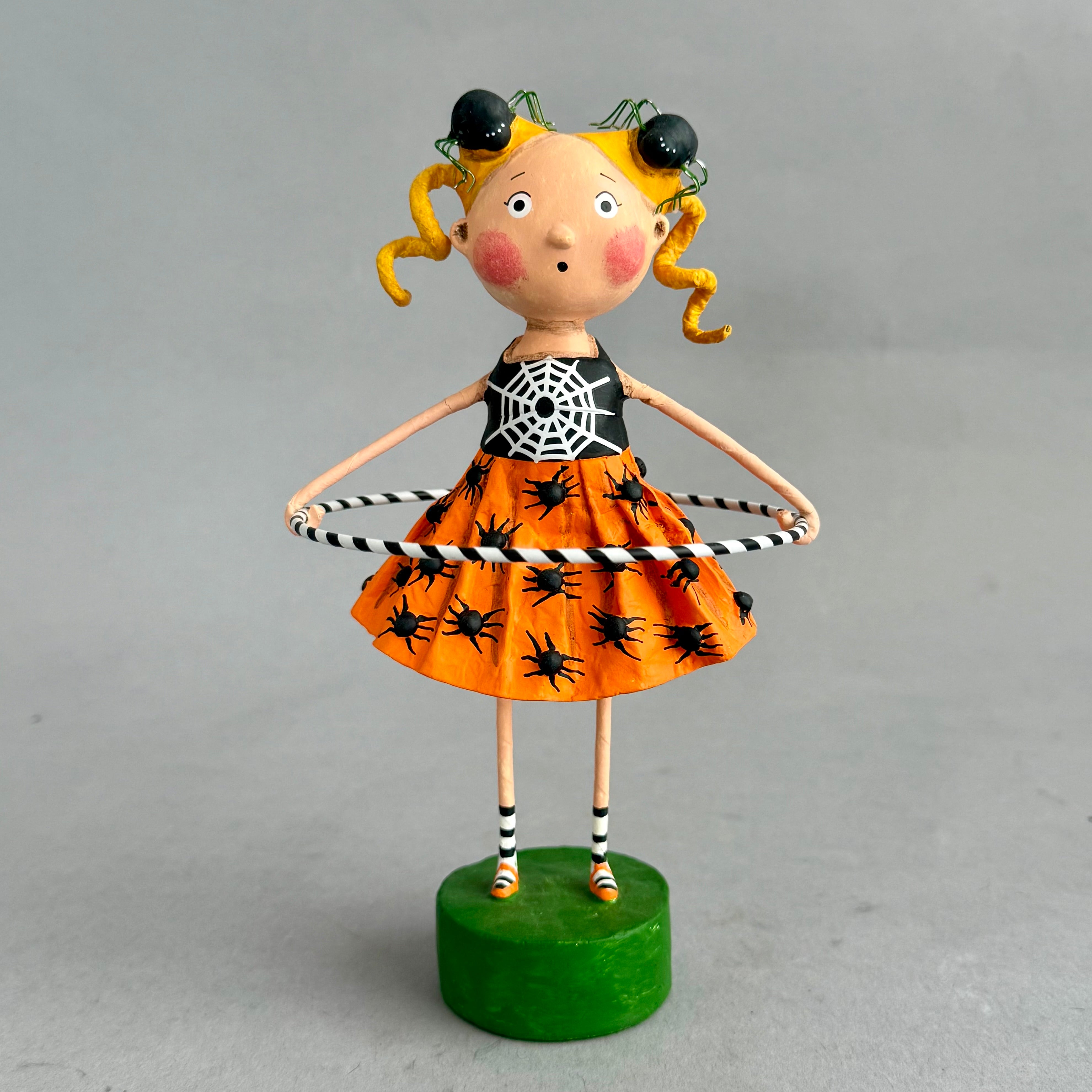 Dolly's Creepy Crawlies