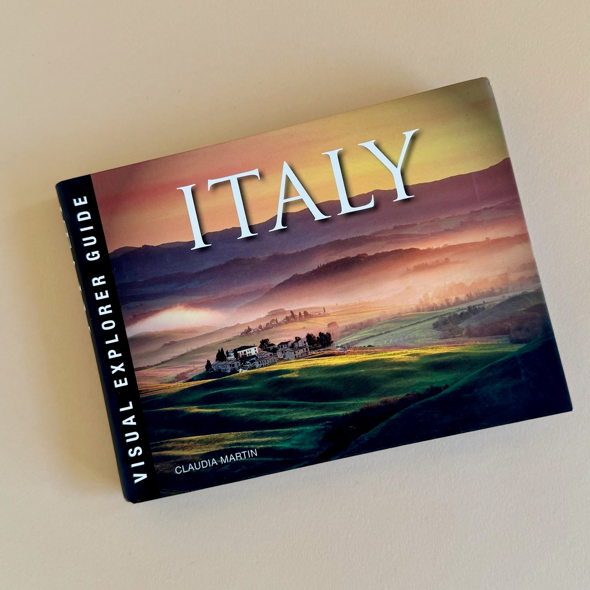 Italy (Visual Explorer Guide)