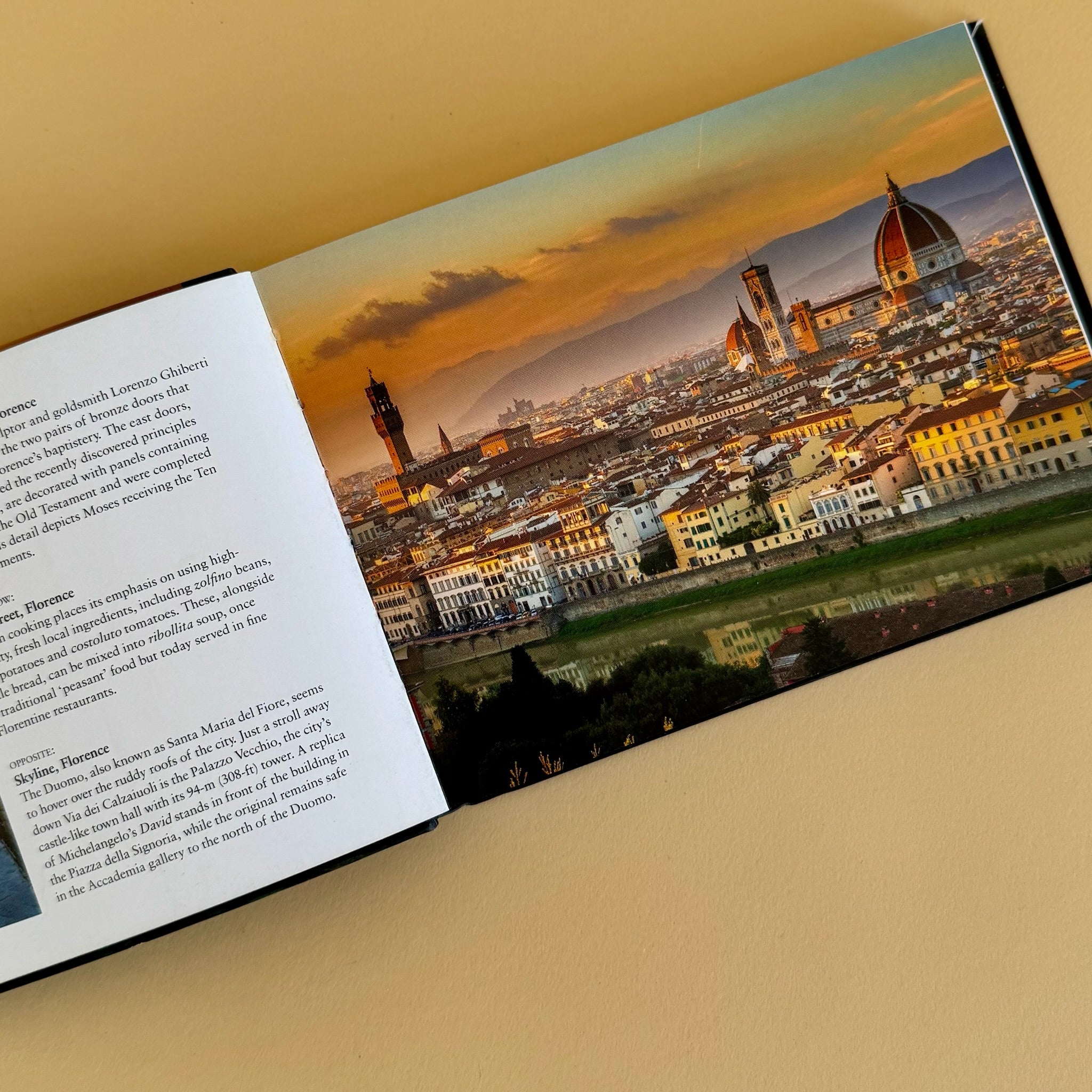 Italy (Visual Explorer Guide)
