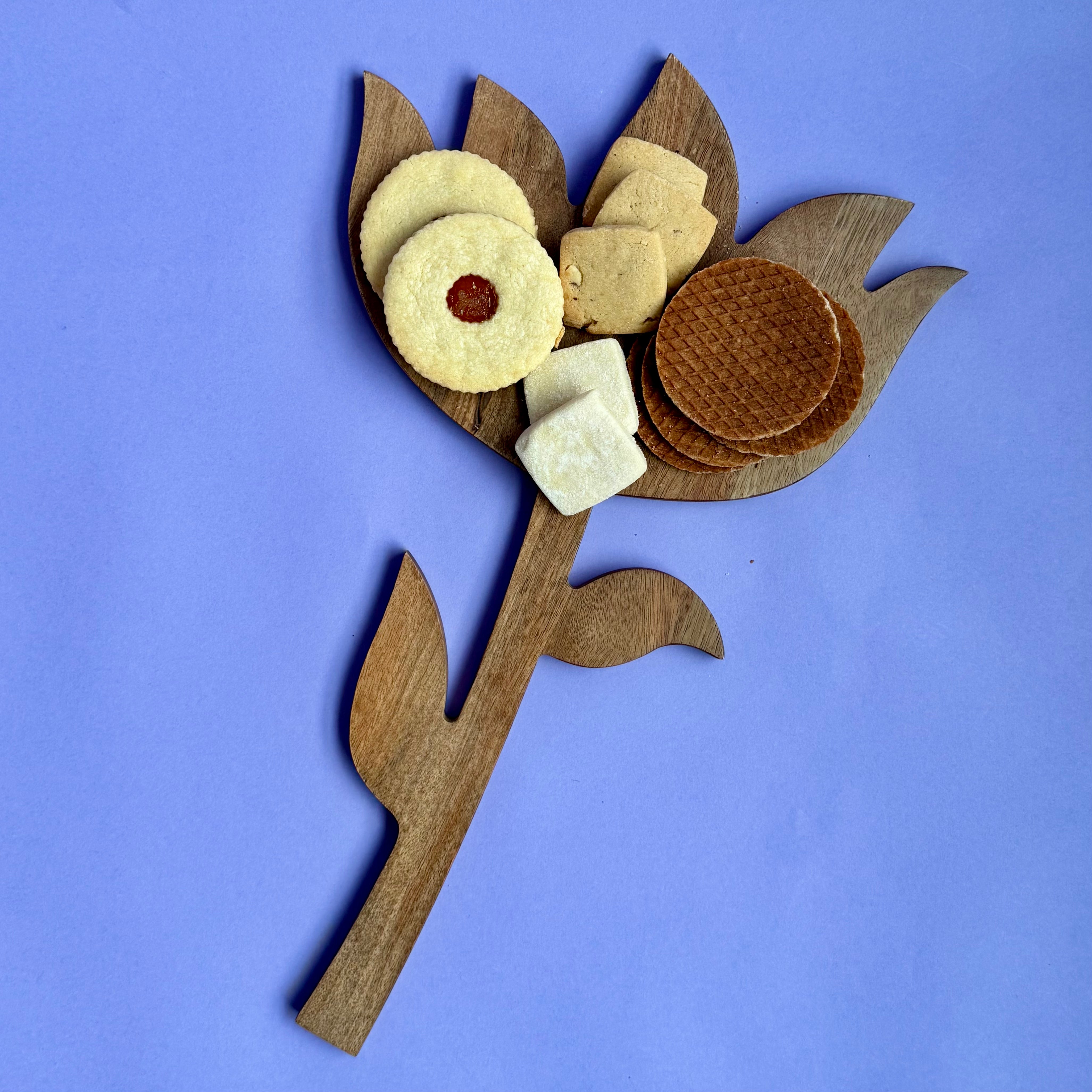 Flower Shaped Mango Wood Board
