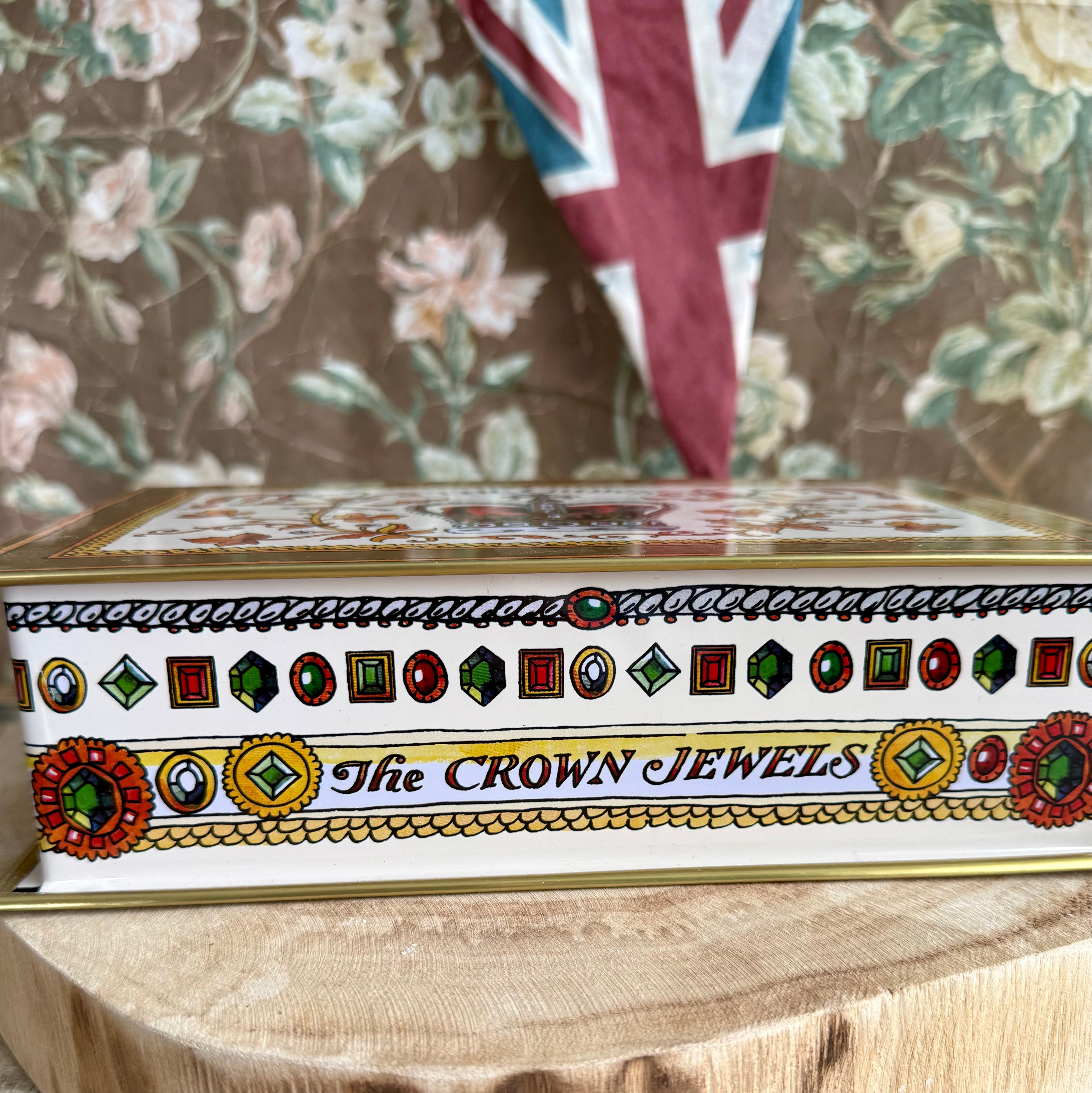 Crown Jewels Hinged Tin