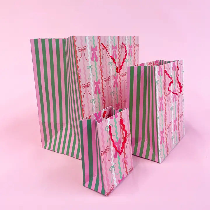 Holiday Ric Rac Bows Gift Bag with Tag
