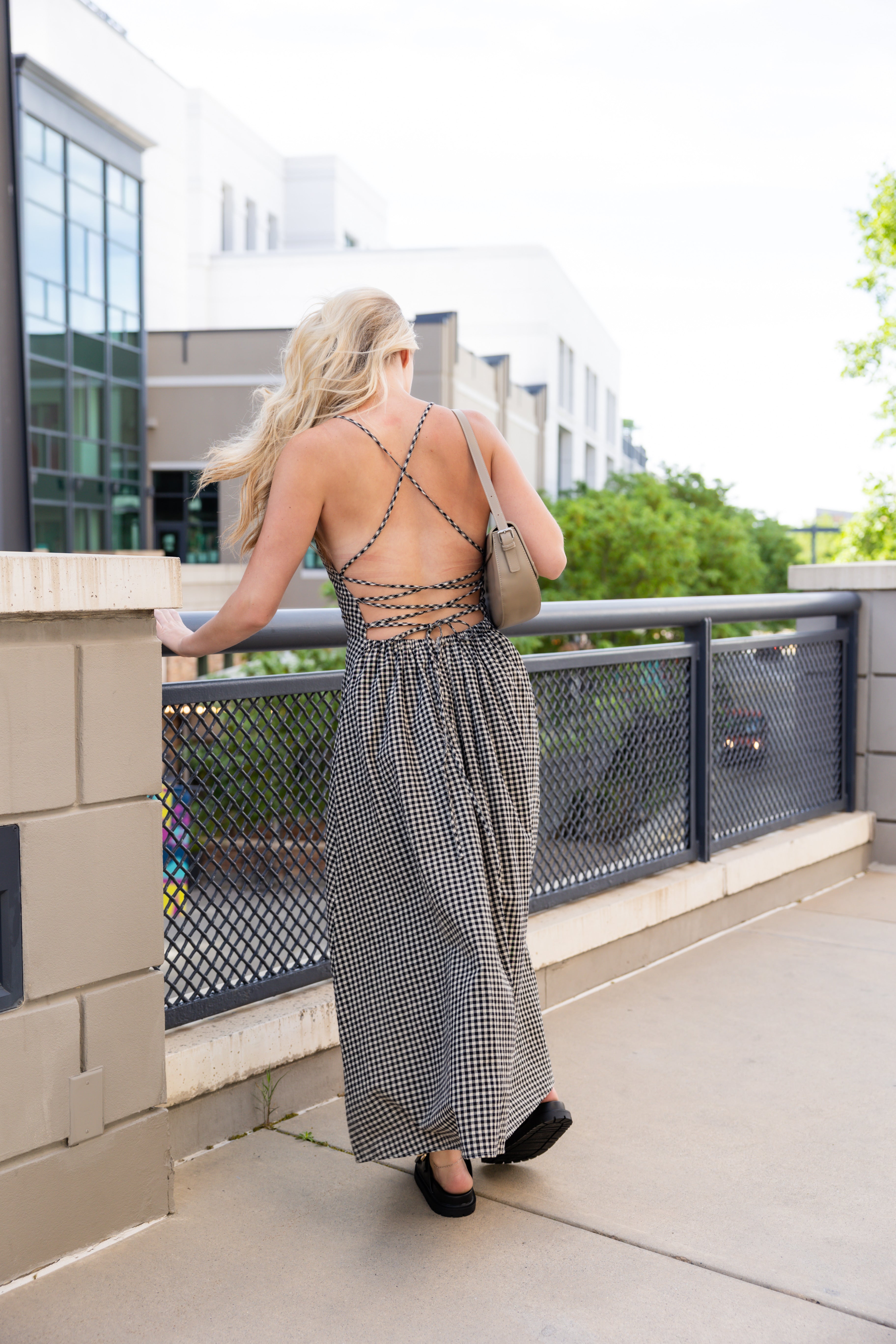 Gingham pattern midi dress with open back