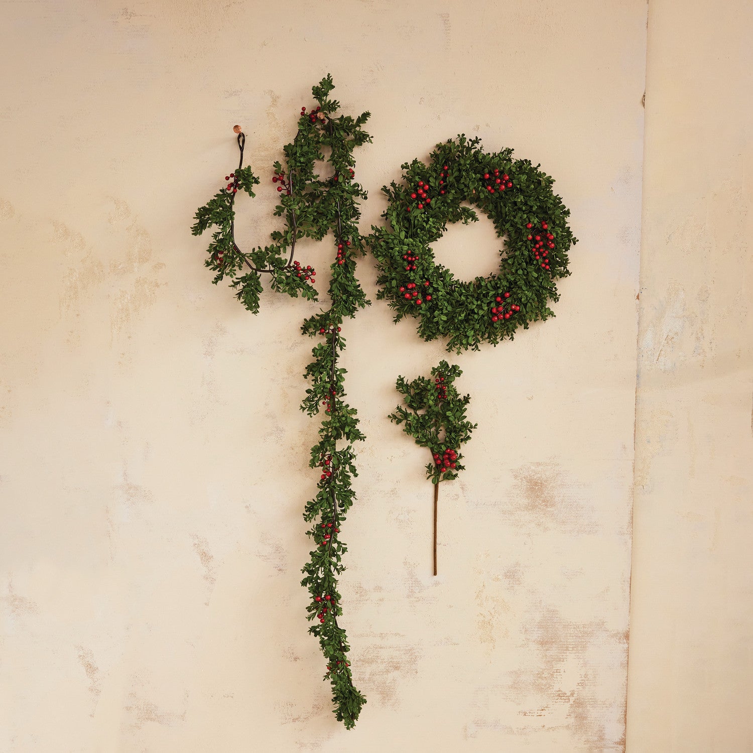 Boxwood Garland with Red Berries