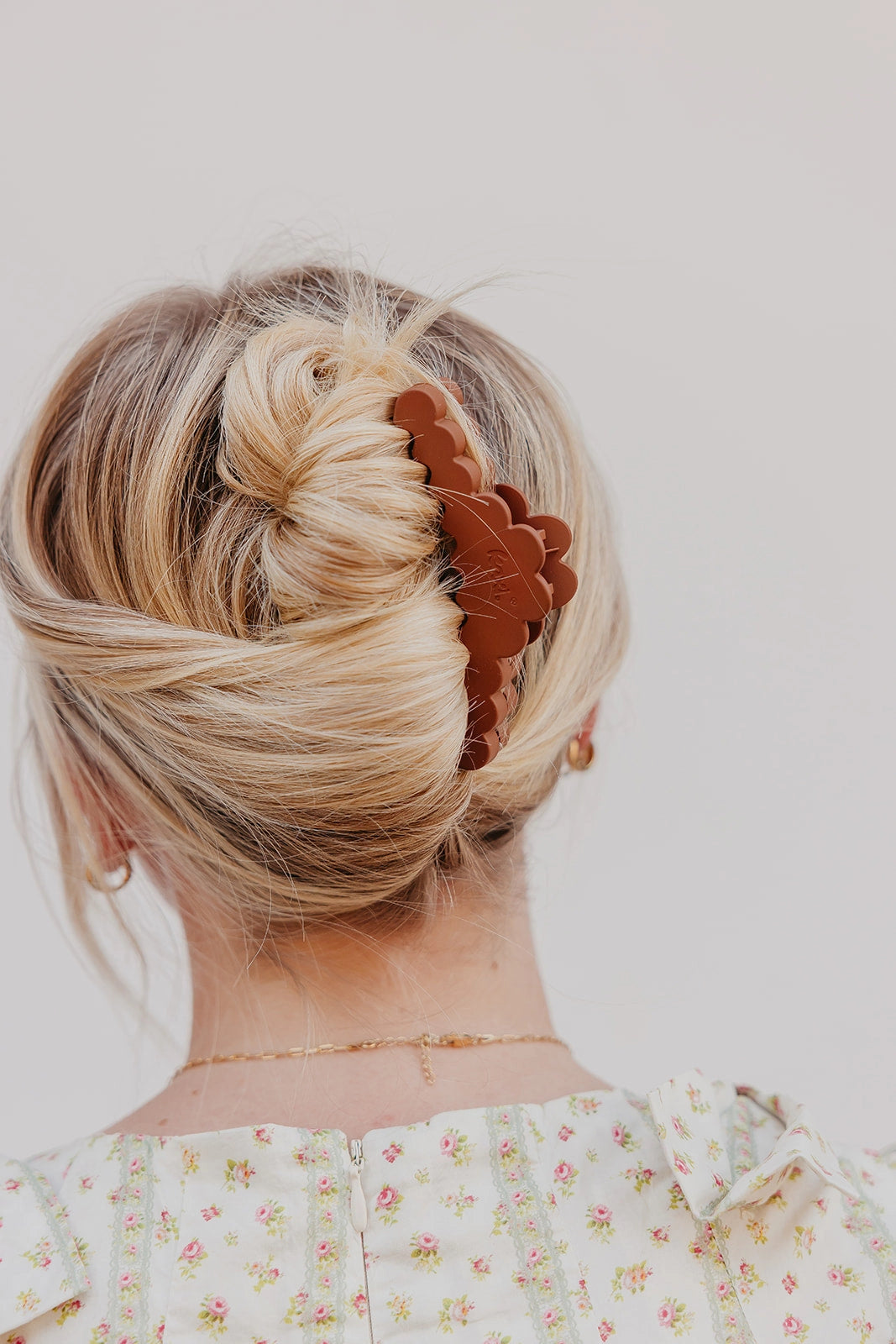 Scalloped Midi Hold Everything Claw