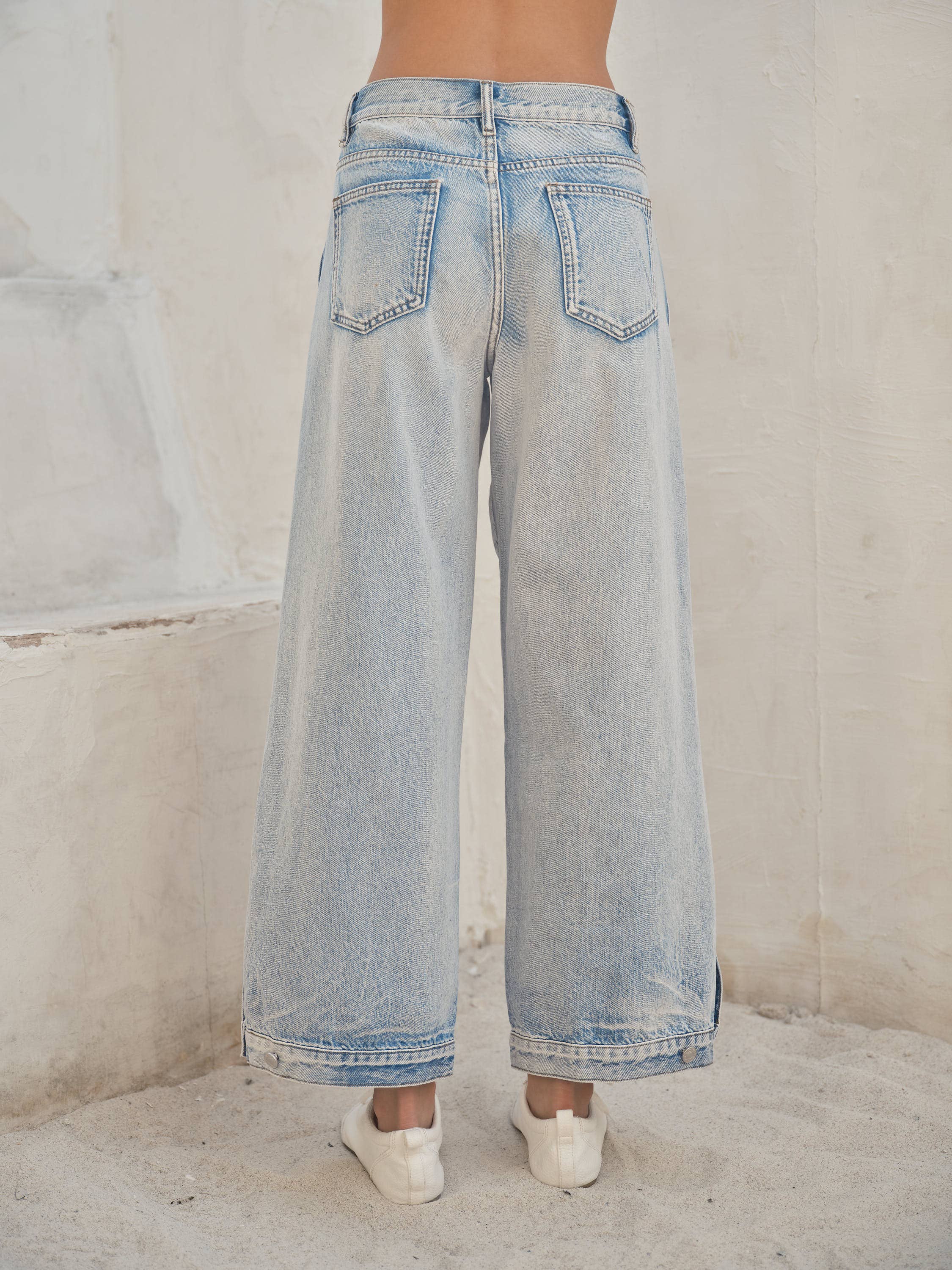 The Kat Vintage Washed Jean