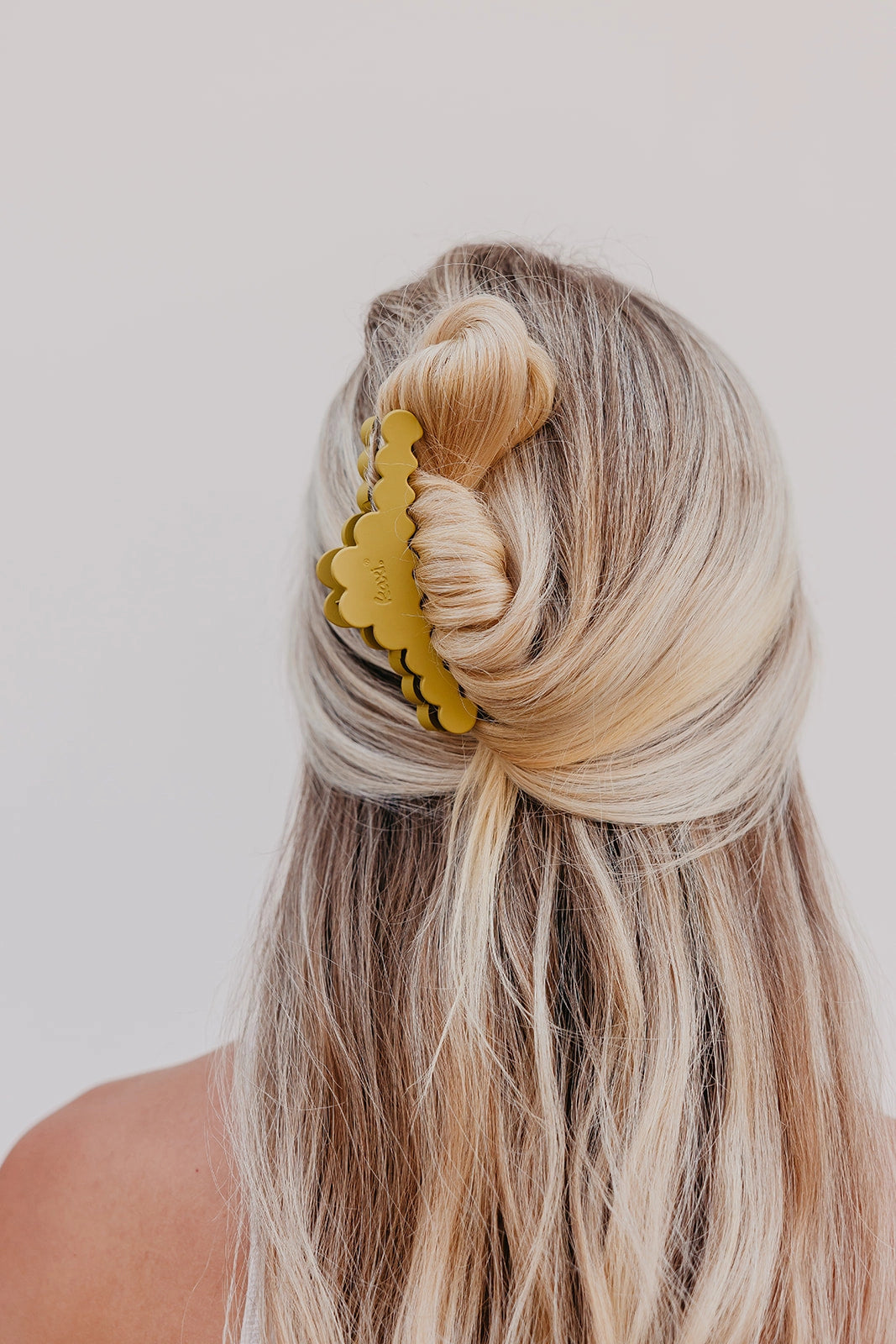 Scalloped Midi Hold Everything Claw