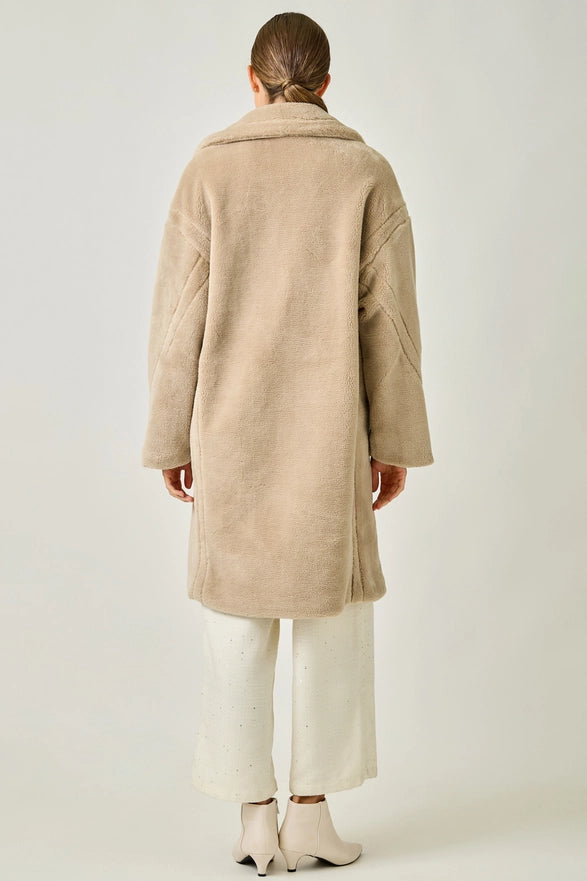 The Rula Coat