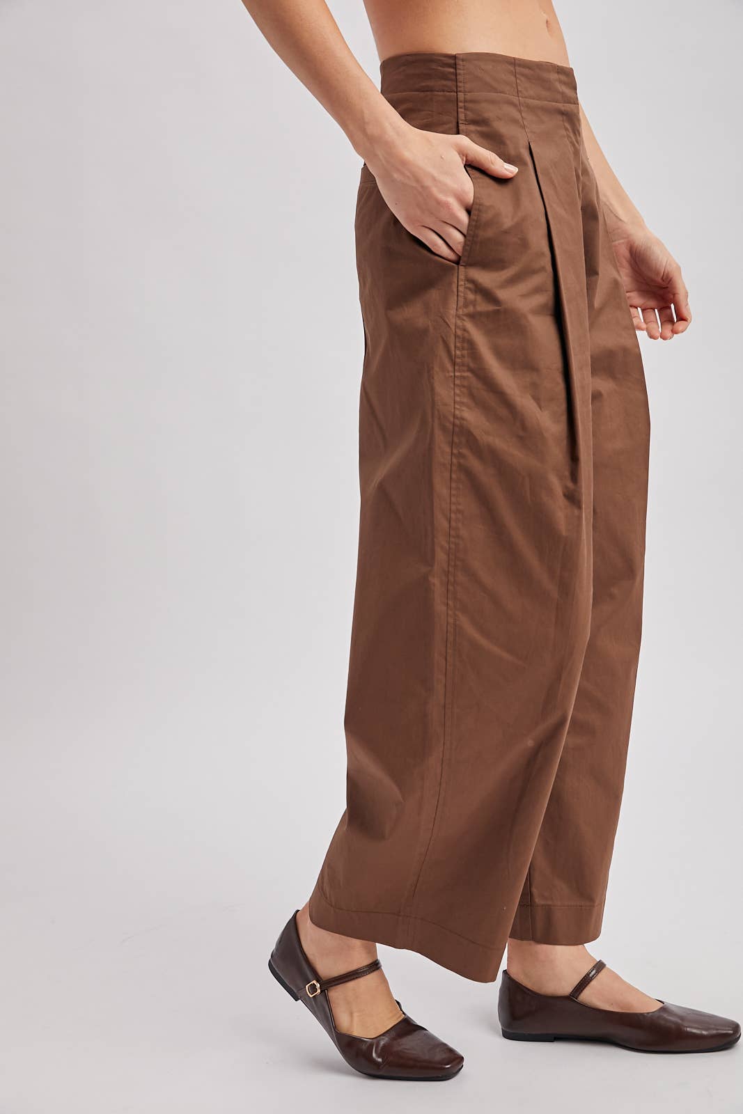 The Amanda Pleated Barrel Pant