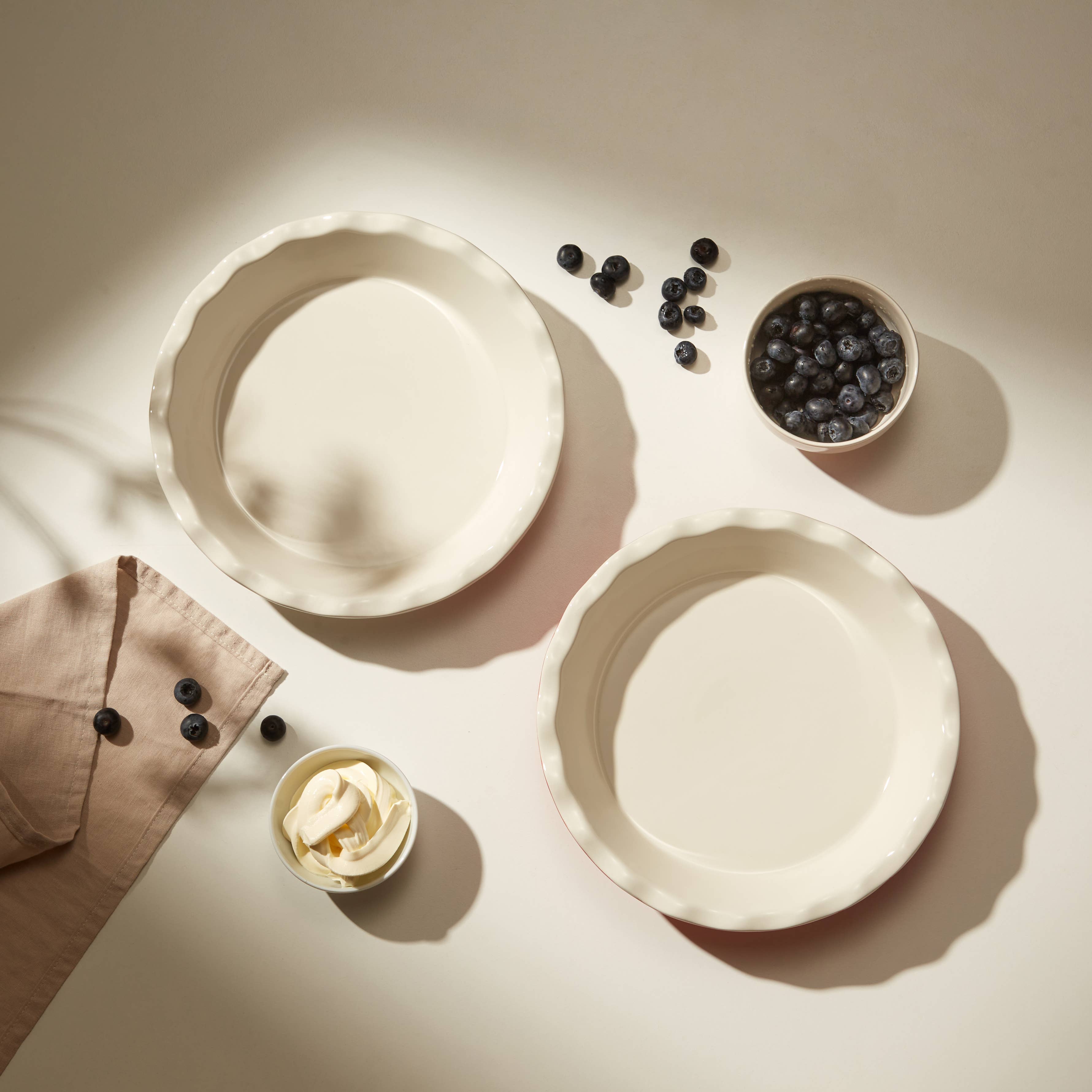Ceramic Deep Pie Dish with Wave Edge