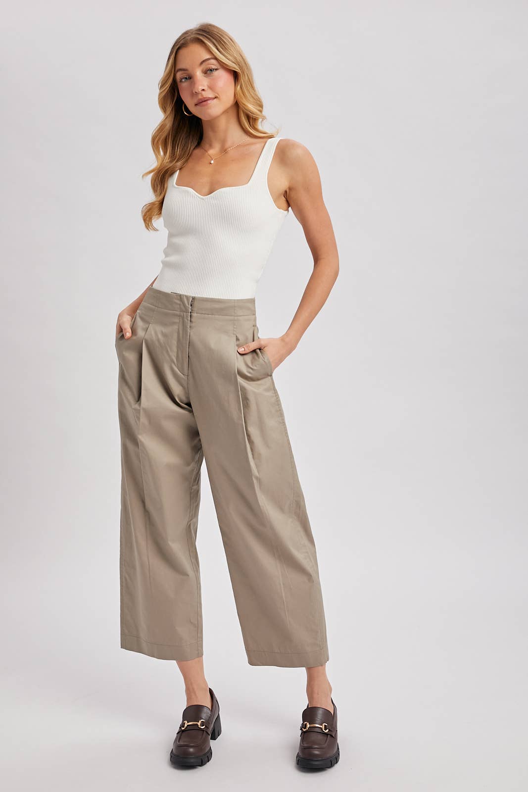 The Amanda Pleated Barrel Pant