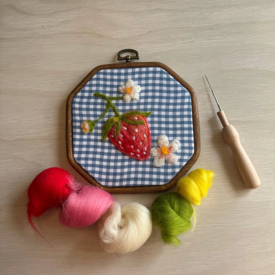 Berry Sweet Painting with Wool Diy Kit