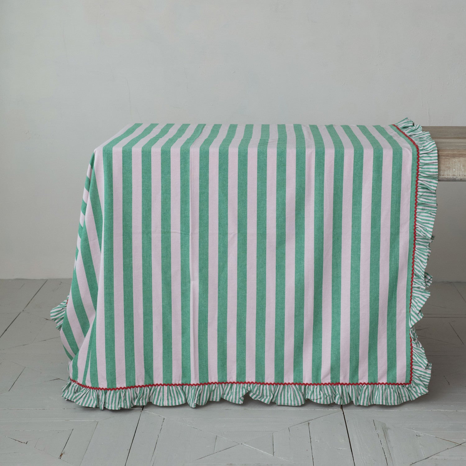 Woven Cotton Striped Tablecloth with Ruffle