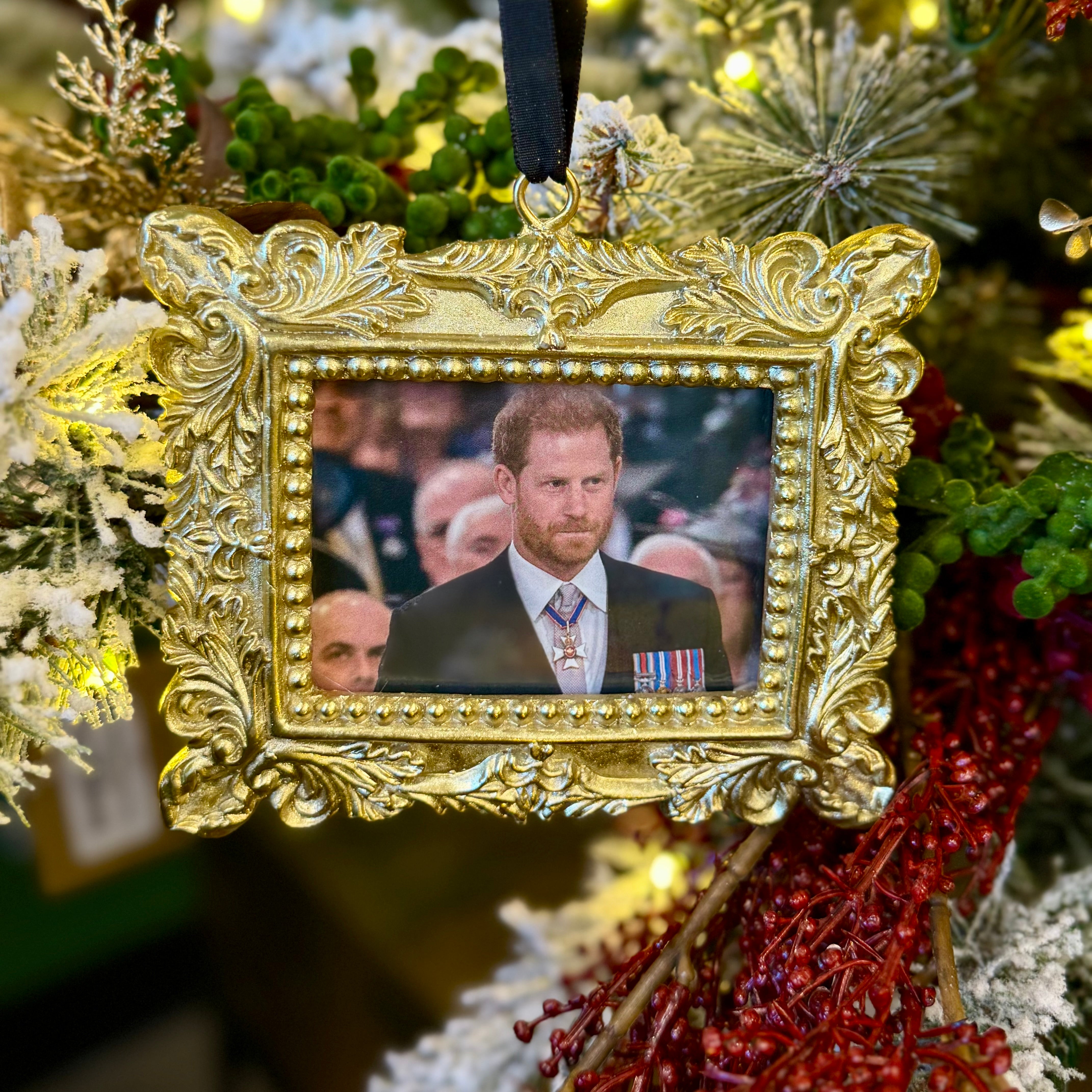 Vintage Photo Frame Ornament