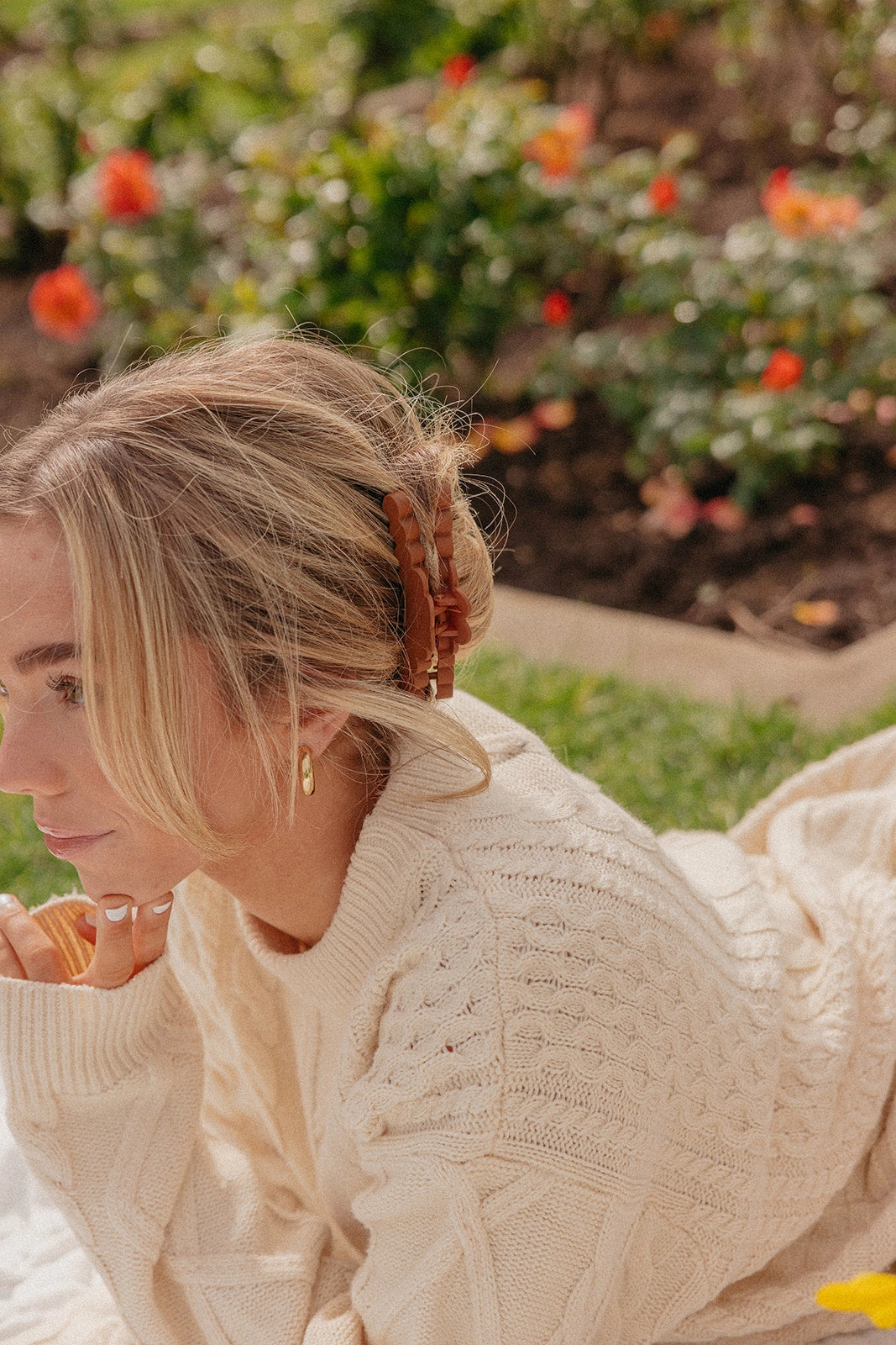 Scalloped Midi Hold Everything Claw