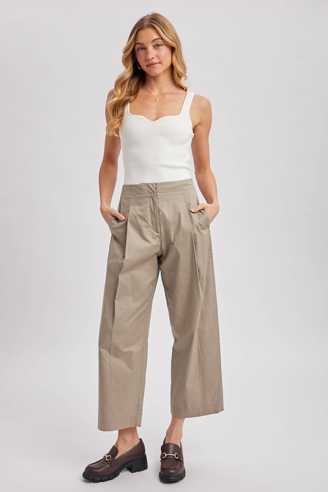 The Amanda Pleated Barrel Pant