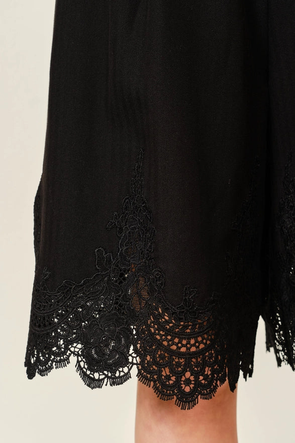 The Joslin Lace Short