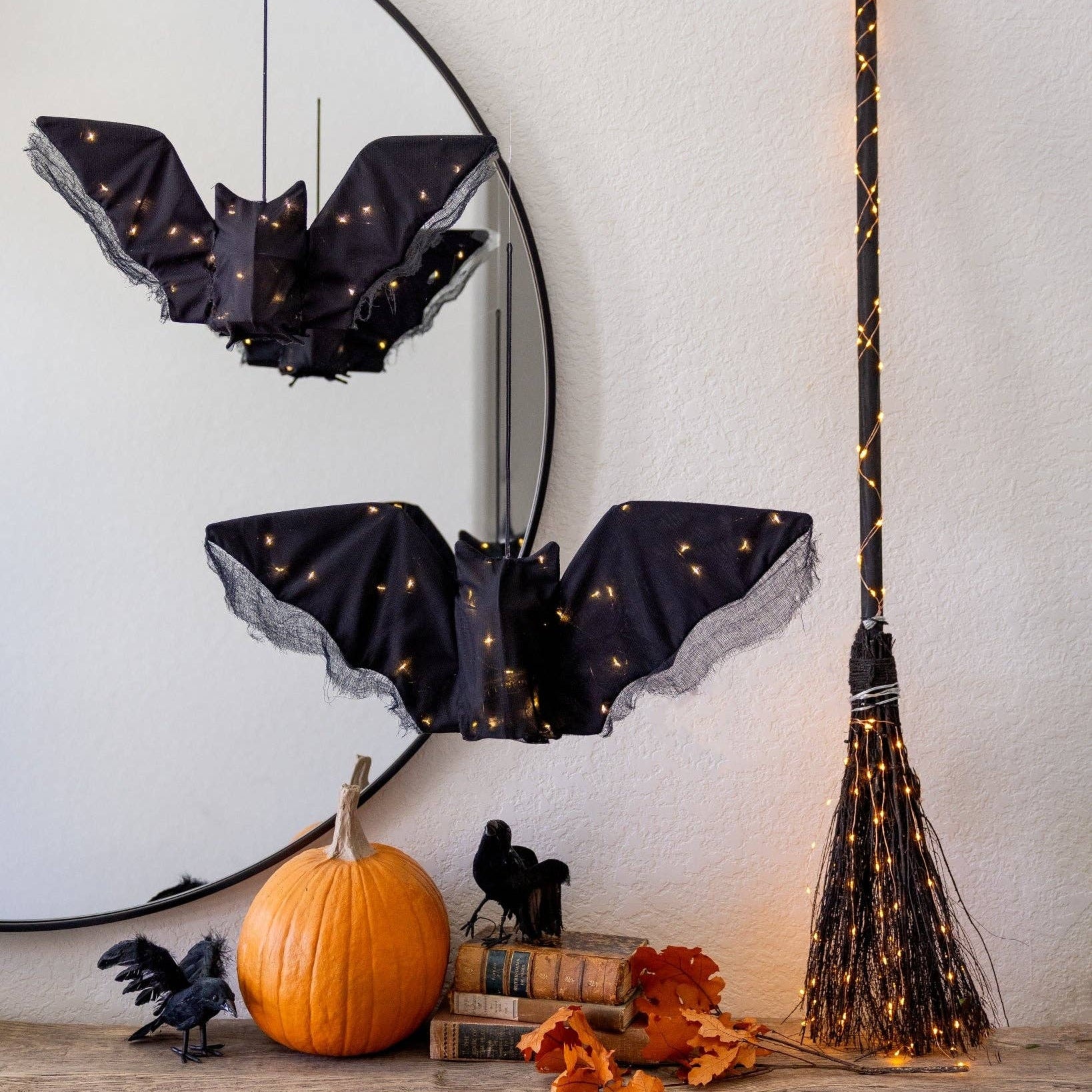 Hanging Light Up Fabric Bat Set
