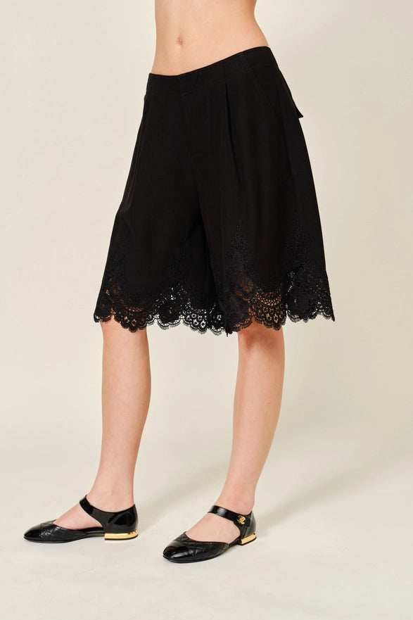 The Joslin Lace Short