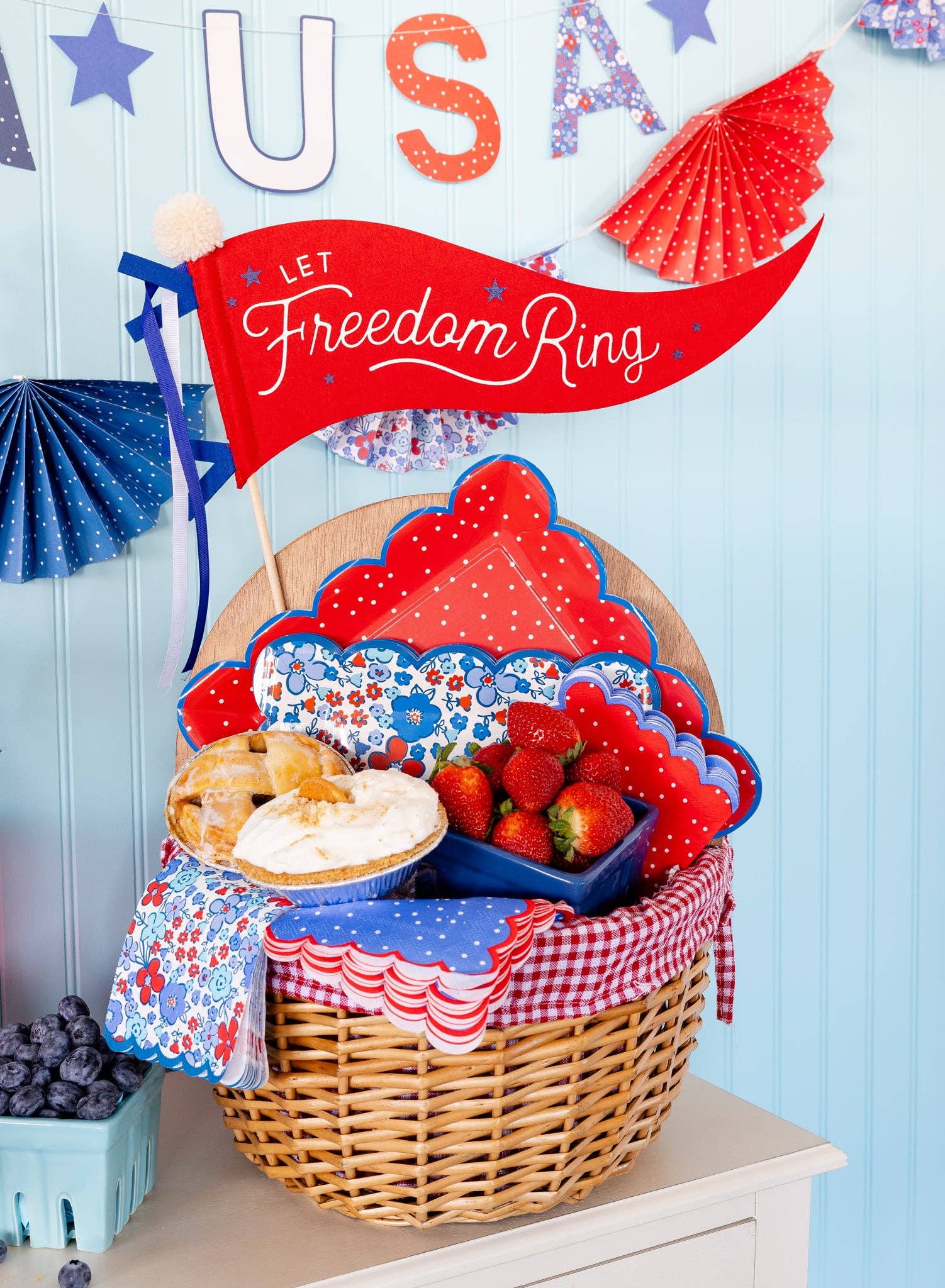 Floral Americana Plate
