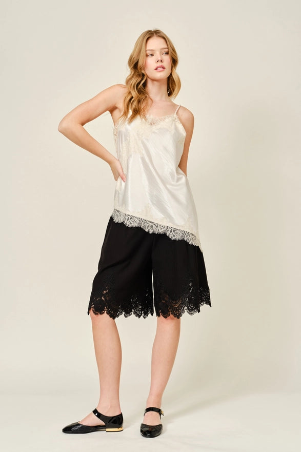 The Joslin Lace Short