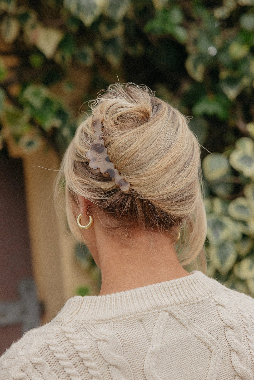 Scalloped Midi Hold Everything Claw