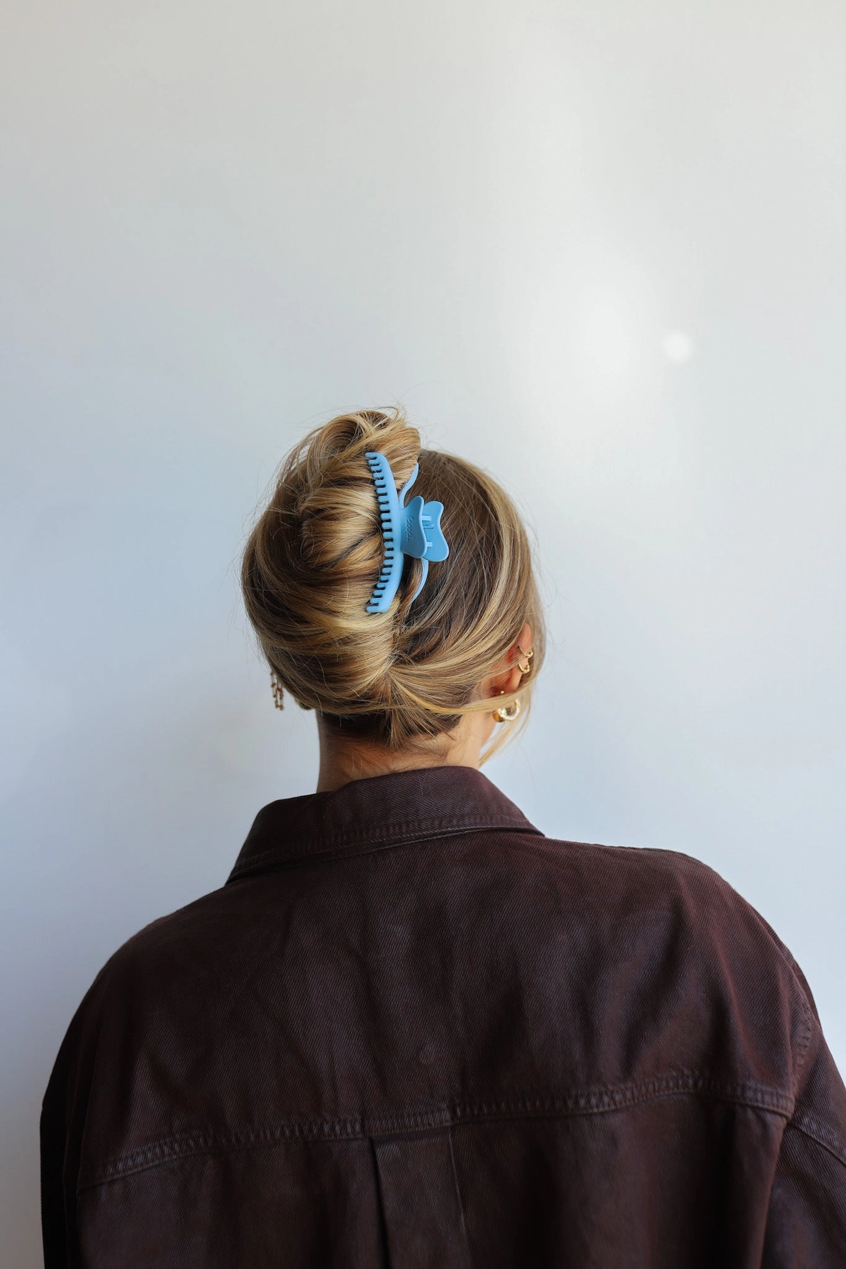 Wavy Midi Hold Everything Claw