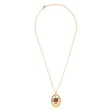 Needlepoint Flower Vintage Cameo Necklace