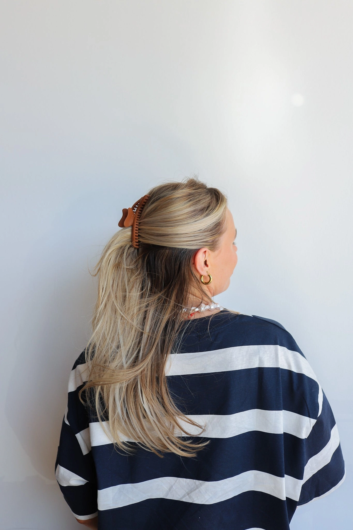 Wavy Midi Hold Everything Claw