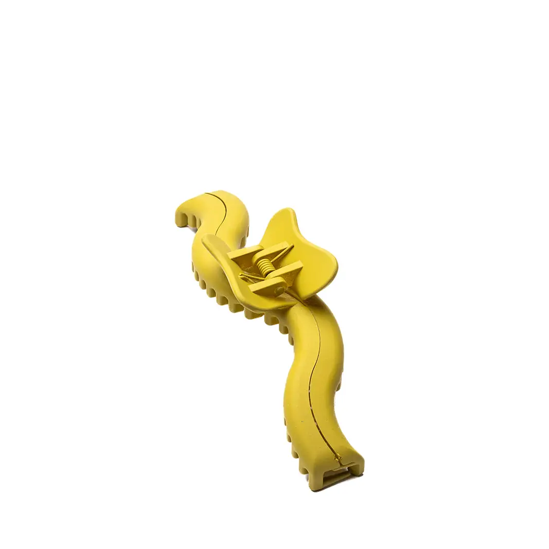 Original Wavy Hold Everything Claw