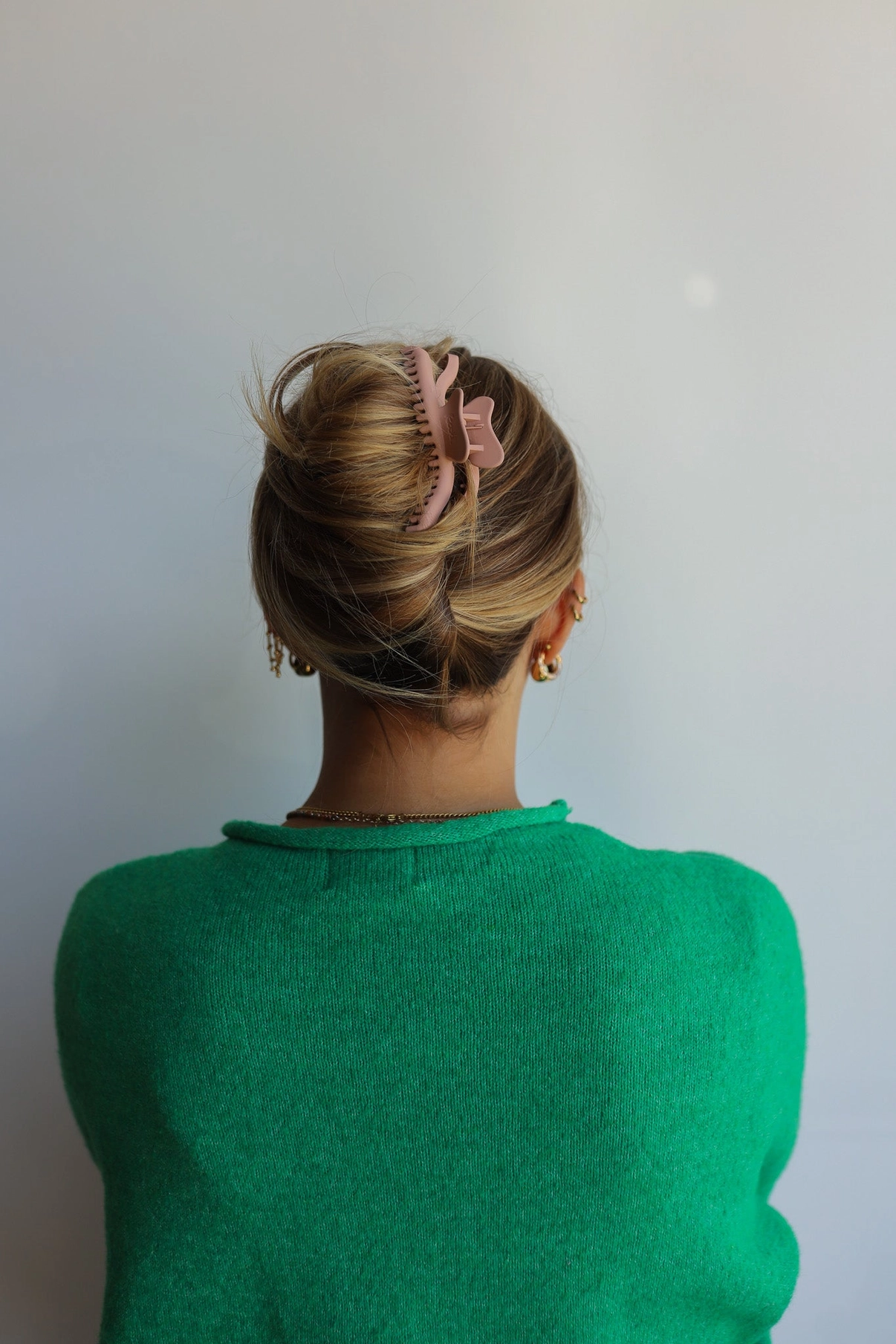 Wavy Midi Hold Everything Claw